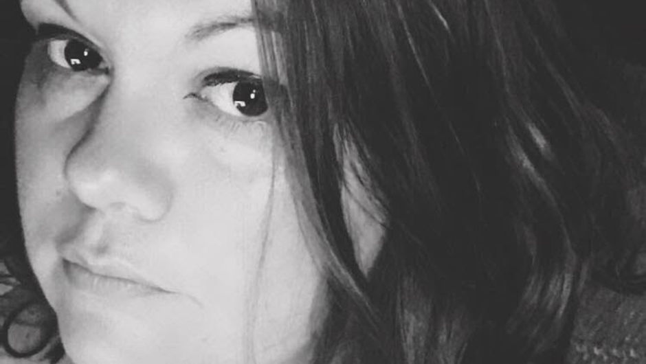 Dara Bender headshot