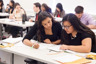 Teach for America launches five-year expansion plan in 2000