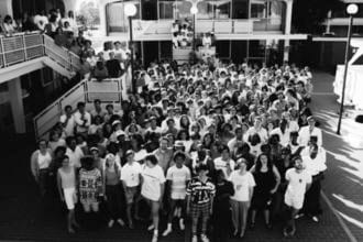 Teach For America launches in 1990 with 489 corps members